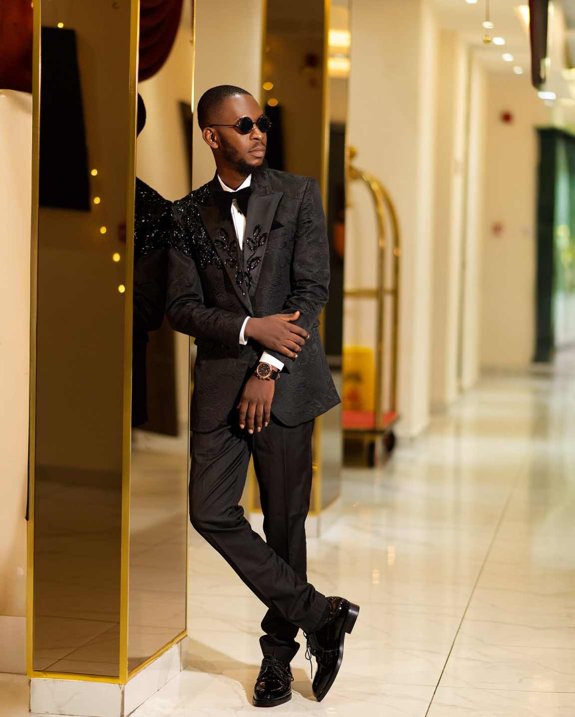 Fashion Men Suits Applique 2-p - огляд і ціна Men'S Formal Wear No Suit