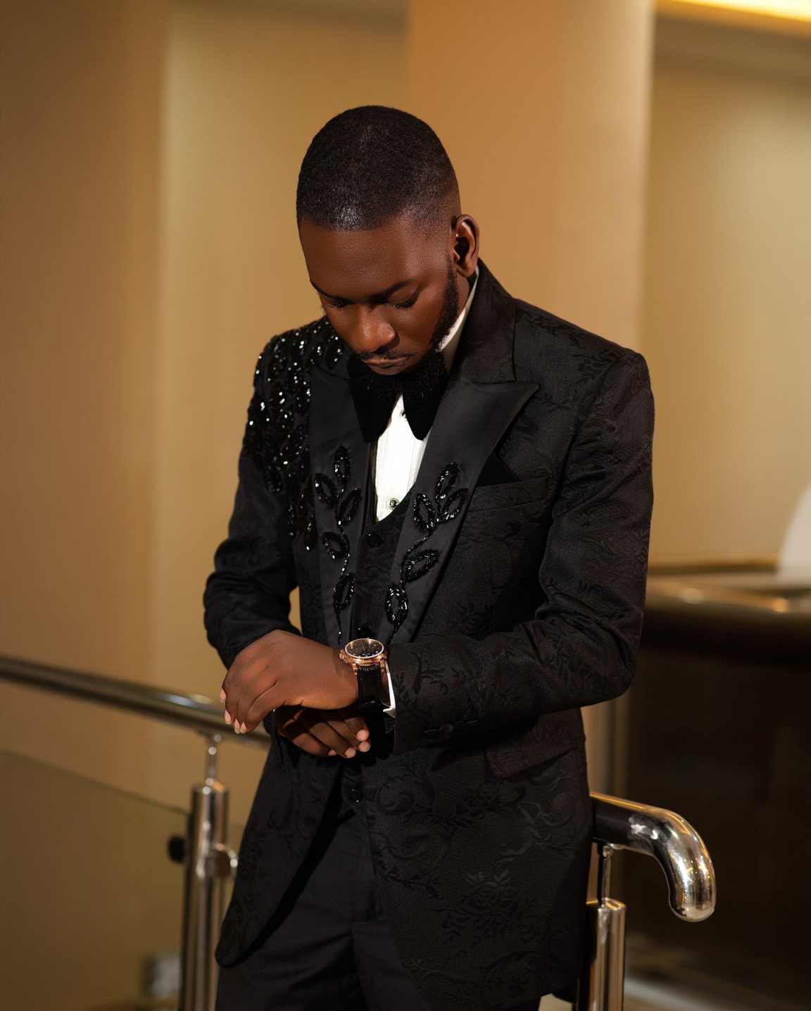 Fashion Men Suits Applique 2-p - огляд і ціна Men'S Formal Wear No Suit